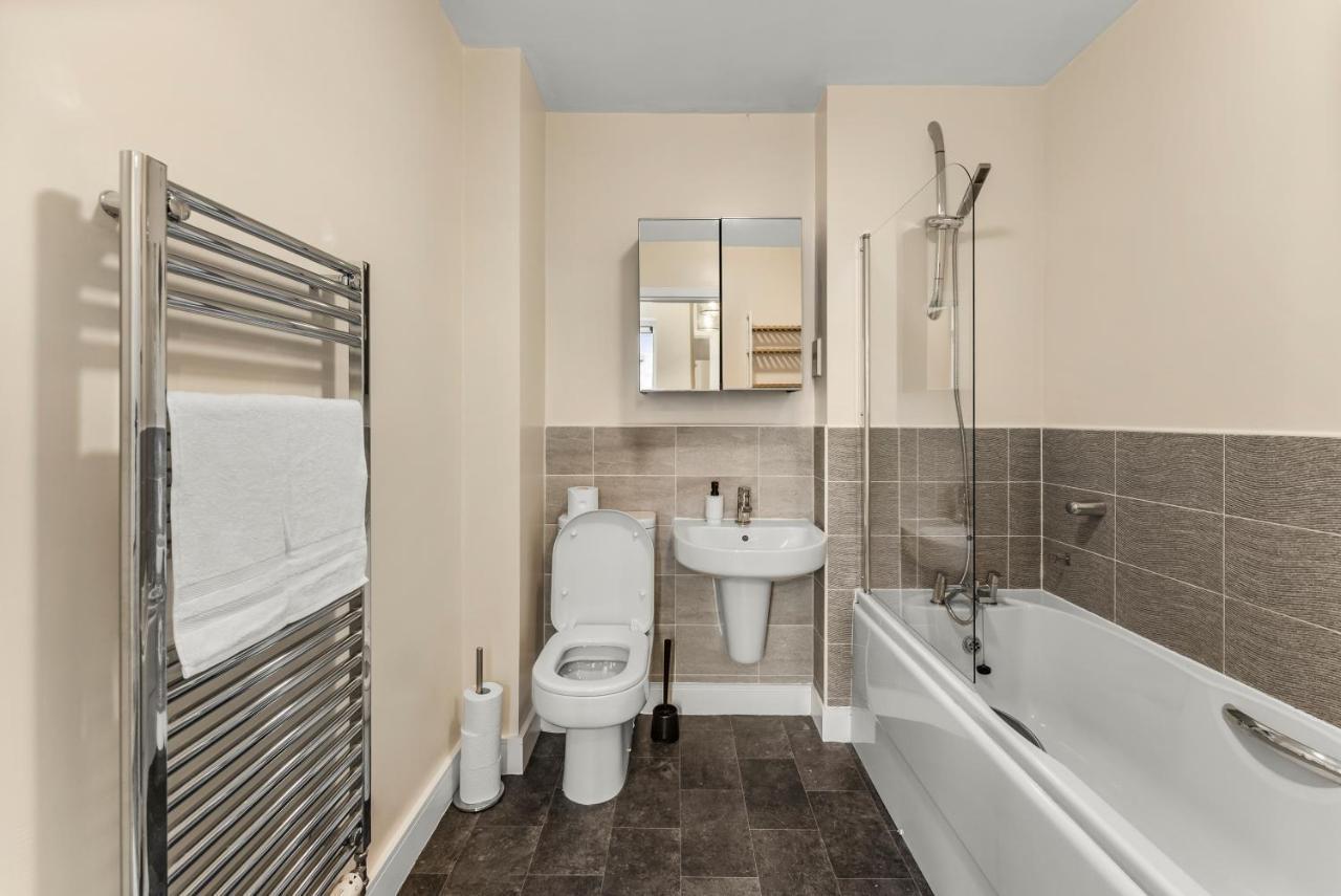 Ferienwohnung Sleek And Stylish 2 Bed With Garden And Parking Sheffield Exterior foto